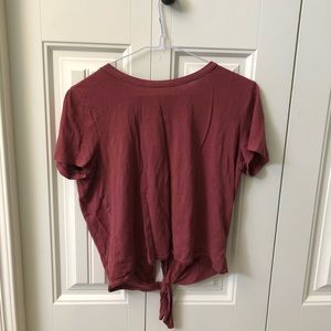 T-Shirt with tie-up back
